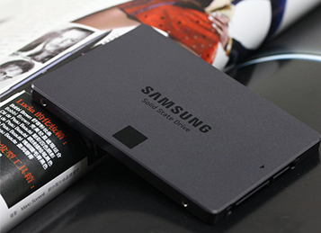三星固态盘128GB 硬盘插在电脑上无任何反应